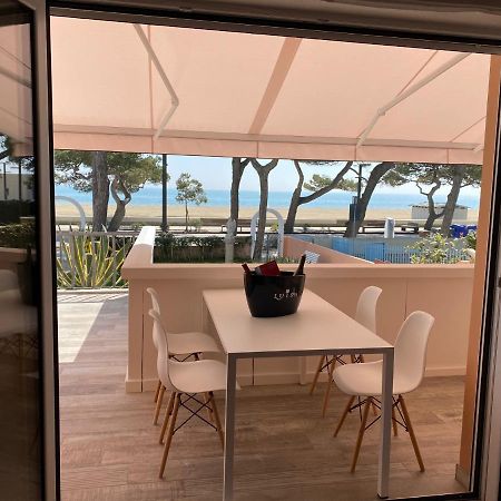 Appartamento Fronte Mare Villa Lory ลินญาโน ซับเบียโดโร ภายนอก รูปภาพ