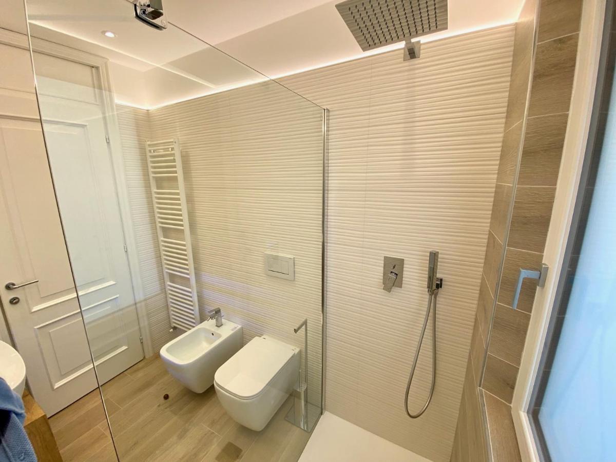 Appartamento Fronte Mare Villa Lory ลินญาโน ซับเบียโดโร ภายนอก รูปภาพ