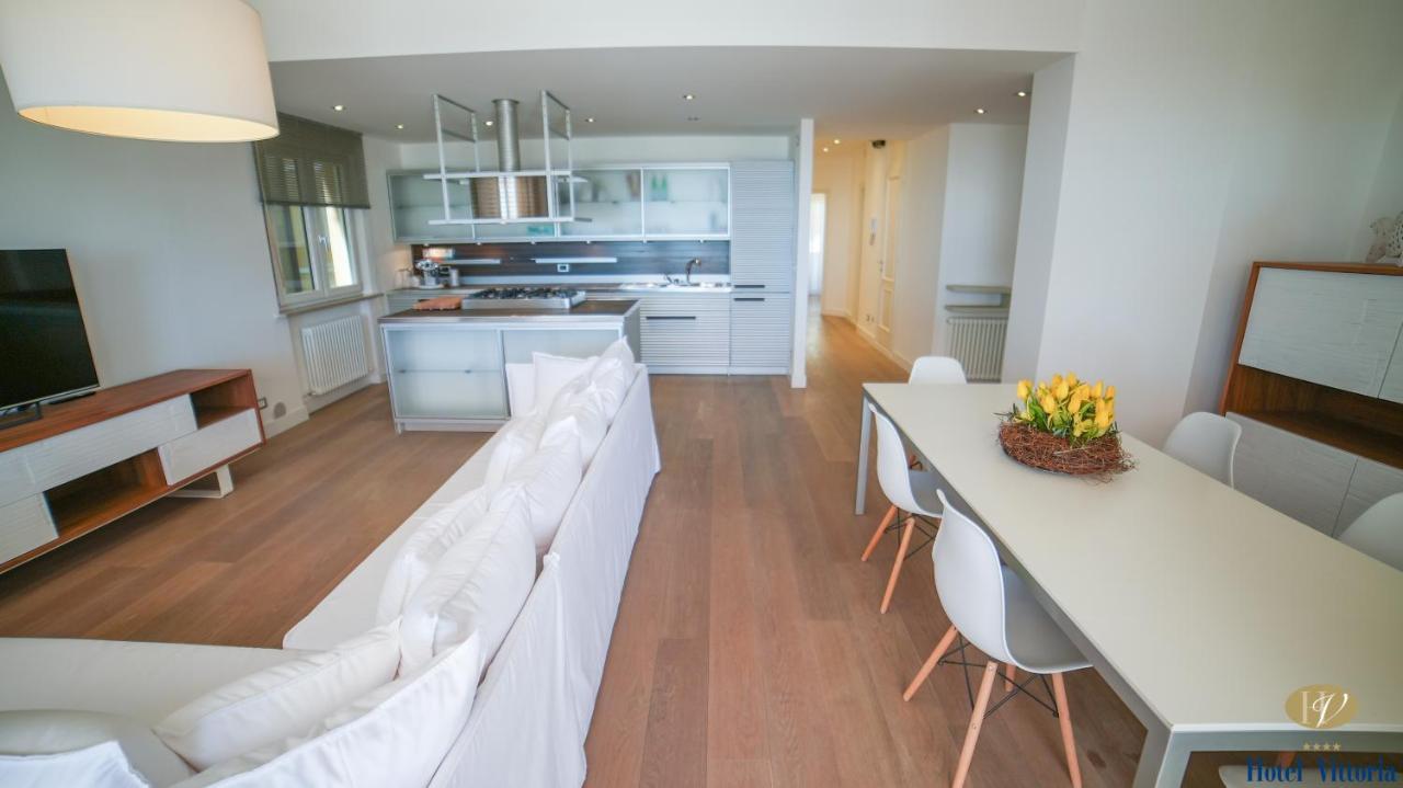 Appartamento Fronte Mare Villa Lory ลินญาโน ซับเบียโดโร ภายนอก รูปภาพ