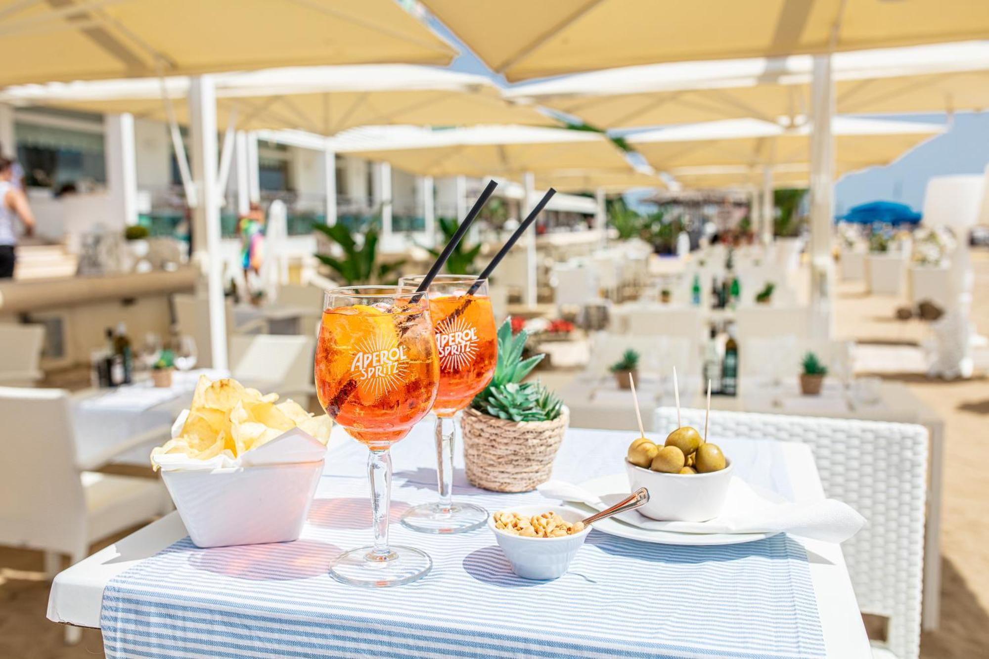 Appartamento Fronte Mare Villa Lory ลินญาโน ซับเบียโดโร ภายนอก รูปภาพ